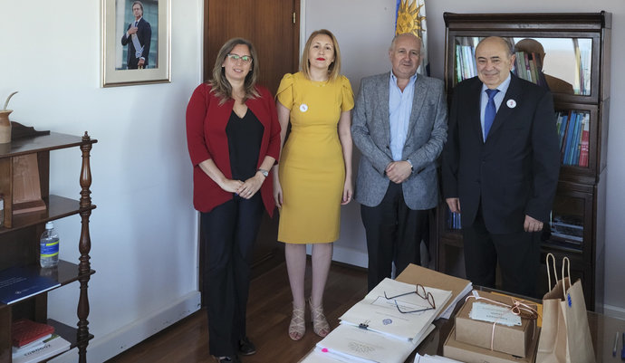 imagen de Reunión de autoridades de la AEU con jerarcas del Ministerio de Educación y Cultura